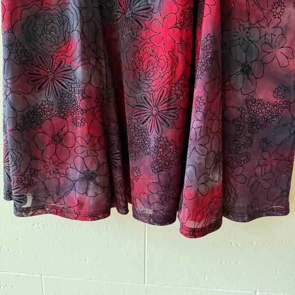 Y2K Red and Black Embroidered Sleeveless Dress with Sparkles - Picture 7 of 9